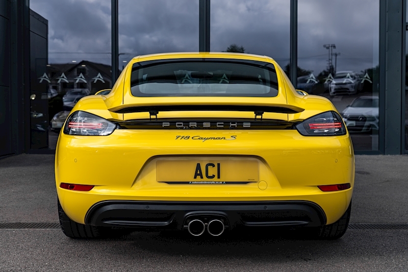 Porsche 2.5T S Coupe 2dr Petrol PDK Euro 6 (s/s) (350 ps)