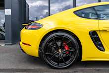 Porsche 2.5T S Coupe 2dr Petrol PDK Euro 6 (s/s) (350 ps)