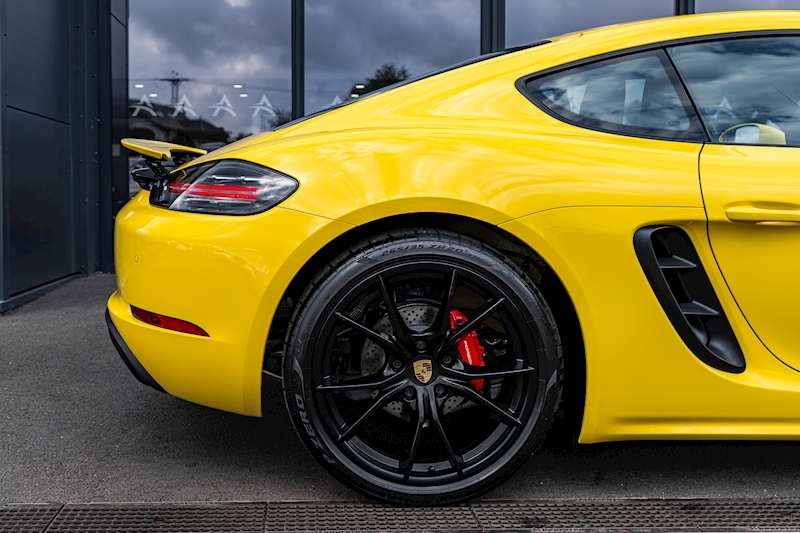 Porsche 2.5T S Coupe 2dr Petrol PDK Euro 6 (s/s) (350 ps)