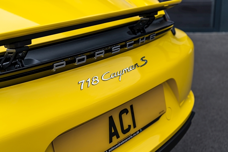 Porsche 2.5T S Coupe 2dr Petrol PDK Euro 6 (s/s) (350 ps)