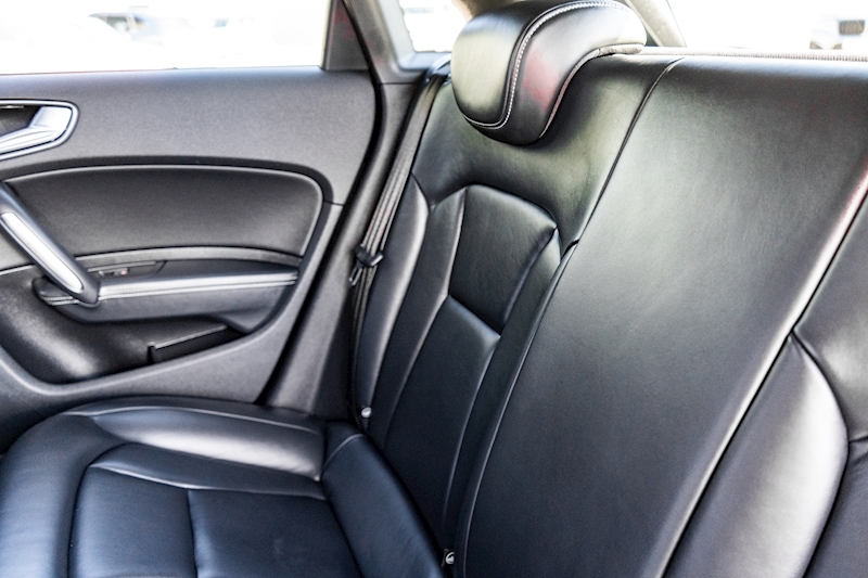 Audi 2.0 TFSI Sportback 5dr Petrol quattro Euro 6 (s/s) (231 ps)