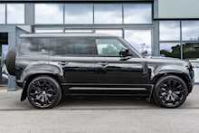 Land Rover 3.0 D300 MHEV X-Dynamic S SUV 5dr Diesel Auto 4WD Euro 6 (s/s) (300 ps)