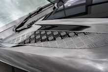 Land Rover 3.0 D300 MHEV X-Dynamic S SUV 5dr Diesel Auto 4WD Euro 6 (s/s) (300 ps)