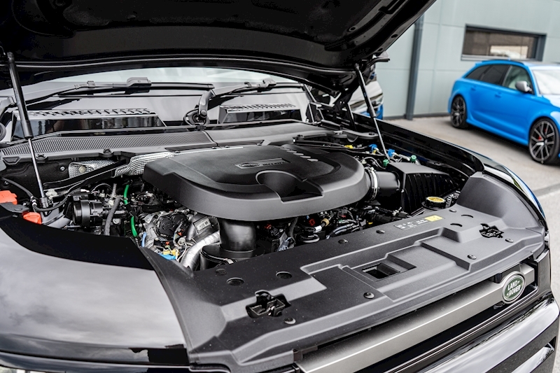 Land Rover 3.0 D300 MHEV X-Dynamic S SUV 5dr Diesel Auto 4WD Euro 6 (s/s) (300 ps)