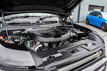 Land Rover 3.0 D300 MHEV X-Dynamic S SUV 5dr Diesel Auto 4WD Euro 6 (s/s) (300 ps)