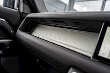 Land Rover 3.0 D300 MHEV X-Dynamic S SUV 5dr Diesel Auto 4WD Euro 6 (s/s) (300 ps)