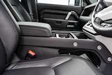 Land Rover 3.0 D300 MHEV X-Dynamic S SUV 5dr Diesel Auto 4WD Euro 6 (s/s) (300 ps)