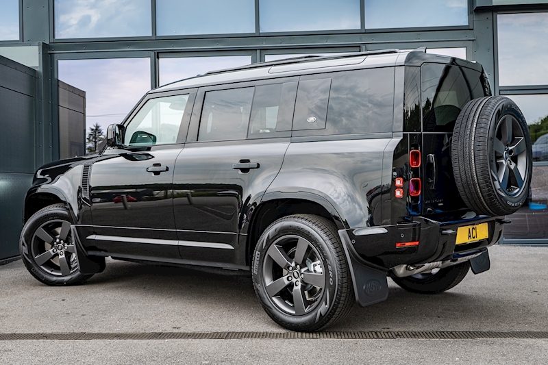 Land Rover Defender 110 D300 MHEV X-Dynamic HSE 3.0 5dr SUV Automatic Diesel