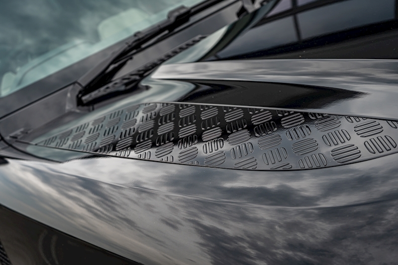 Land Rover Defender 110 D300 MHEV X-Dynamic HSE 3.0 5dr SUV Automatic Diesel