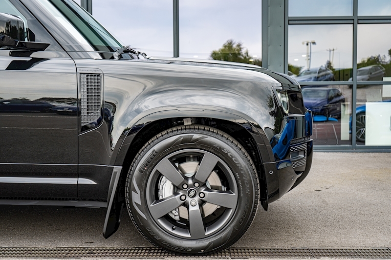 Land Rover Defender 110 D300 MHEV X-Dynamic HSE 3.0 5dr SUV Automatic Diesel