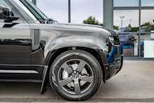 Land Rover Defender 110 D300 MHEV X-Dynamic HSE 3.0 5dr SUV Automatic Diesel