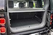 Land Rover Defender 110 D300 MHEV X-Dynamic HSE 3.0 5dr SUV Automatic Diesel