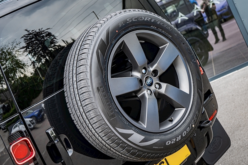 Land Rover Defender 110 D300 MHEV X-Dynamic HSE 3.0 5dr SUV Automatic Diesel