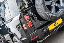 Land Rover Defender 110 D300 MHEV X-Dynamic HSE 3.0 5dr SUV Automatic Diesel
