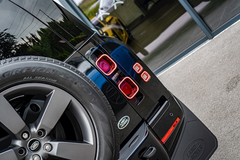 Land Rover Defender 110 D300 MHEV X-Dynamic HSE 3.0 5dr SUV Automatic Diesel