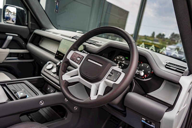 Land Rover Defender 110 D300 MHEV X-Dynamic HSE 3.0 5dr SUV Automatic Diesel