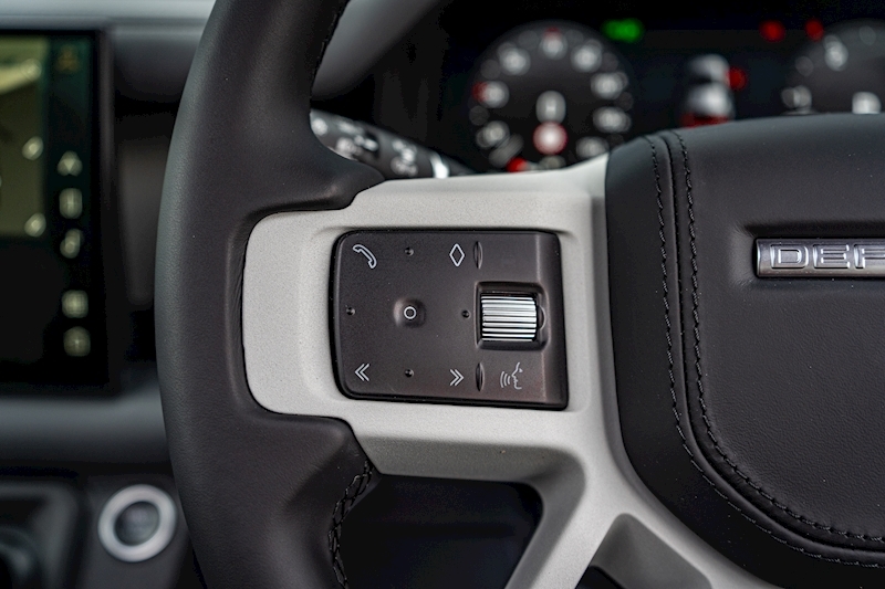 Land Rover Defender 110 D300 MHEV X-Dynamic HSE 3.0 5dr SUV Automatic Diesel