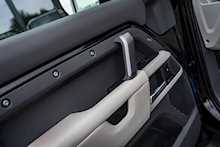 Land Rover Defender 110 D300 MHEV X-Dynamic HSE 3.0 5dr SUV Automatic Diesel
