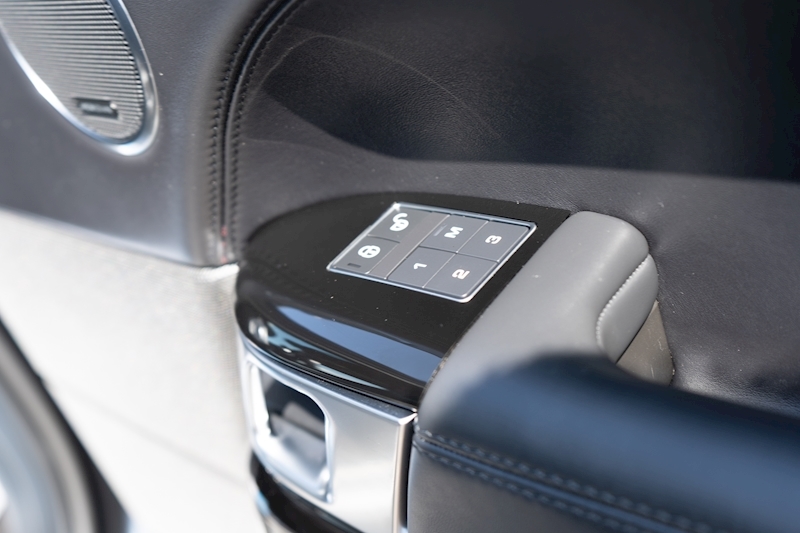 Land Rover 5.0 P575 V8 SVR SUV 5dr Petrol Auto 4WD Euro 6 (s/s) (575 ps)