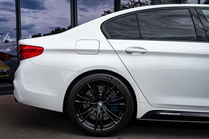 BMW 5 Series M5 4.4 4dr Saloon Automatic Petrol