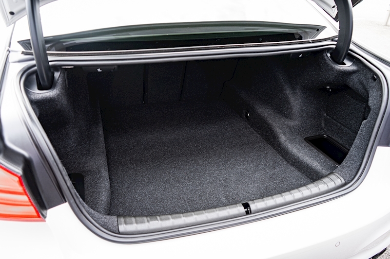 BMW 5 Series M5 4.4 4dr Saloon Automatic Petrol