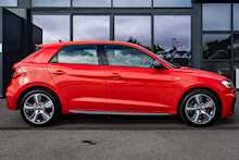 Audi 2.0 TFSI 40 S line Competition Sportback 5dr Petrol S Tronic Euro 6 (s/s) (200 ps)