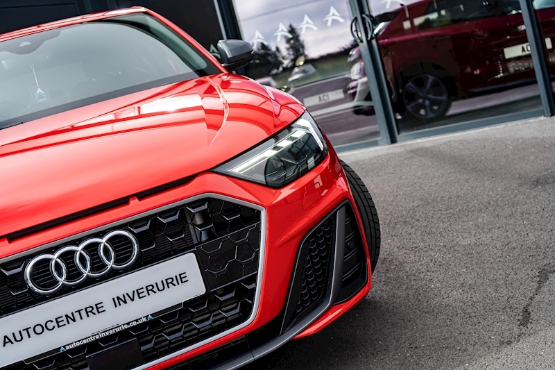 Audi 2.0 TFSI 40 S line Competition Sportback 5dr Petrol S Tronic Euro 6 (s/s) (200 ps)