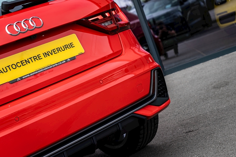 Audi 2.0 TFSI 40 S line Competition Sportback 5dr Petrol S Tronic Euro 6 (s/s) (200 ps)