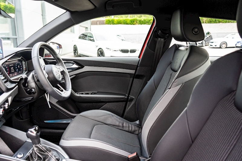 Audi 2.0 TFSI 40 S line Competition Sportback 5dr Petrol S Tronic Euro 6 (s/s) (200 ps)