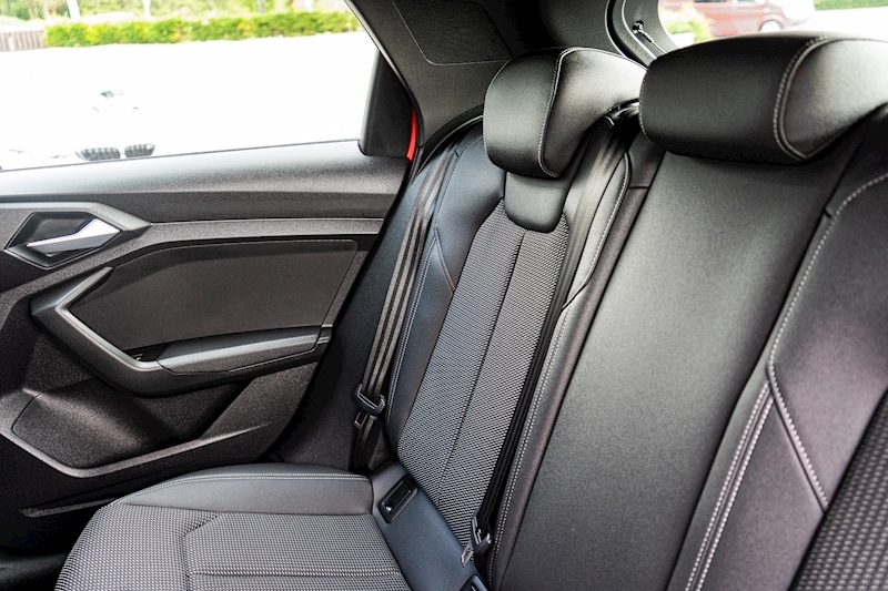 Audi 2.0 TFSI 40 S line Competition Sportback 5dr Petrol S Tronic Euro 6 (s/s) (200 ps)