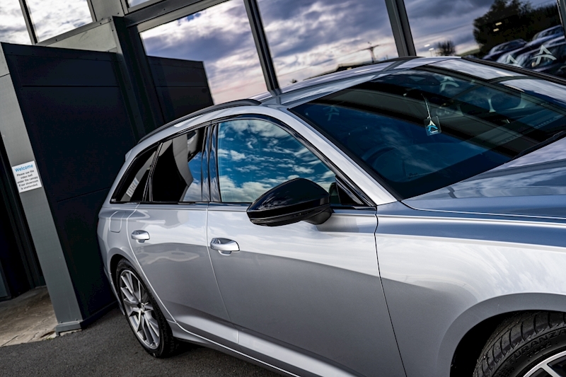 Audi 2.0 TFSI 45 Black Edition Estate 5dr Petrol S Tronic quattro Euro 6 (s/s) (265 ps)