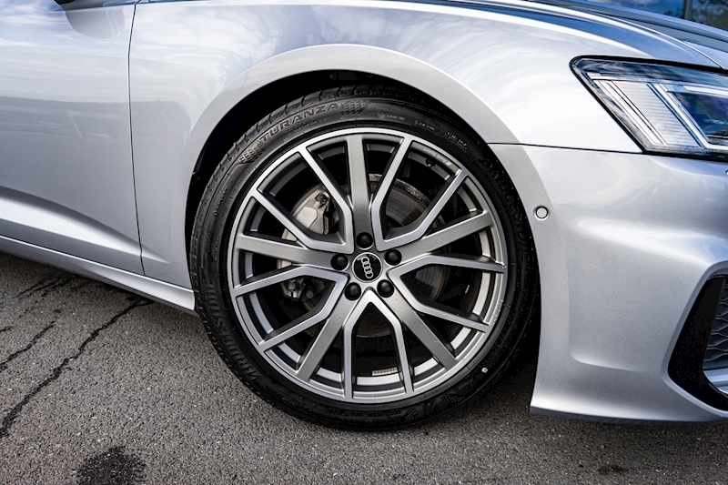 Audi 2.0 TFSI 45 Black Edition Estate 5dr Petrol S Tronic quattro Euro 6 (s/s) (265 ps)