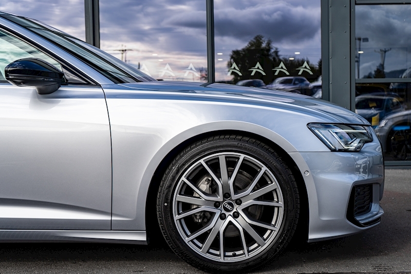 Audi 2.0 TFSI 45 Black Edition Estate 5dr Petrol S Tronic quattro Euro 6 (s/s) (265 ps)