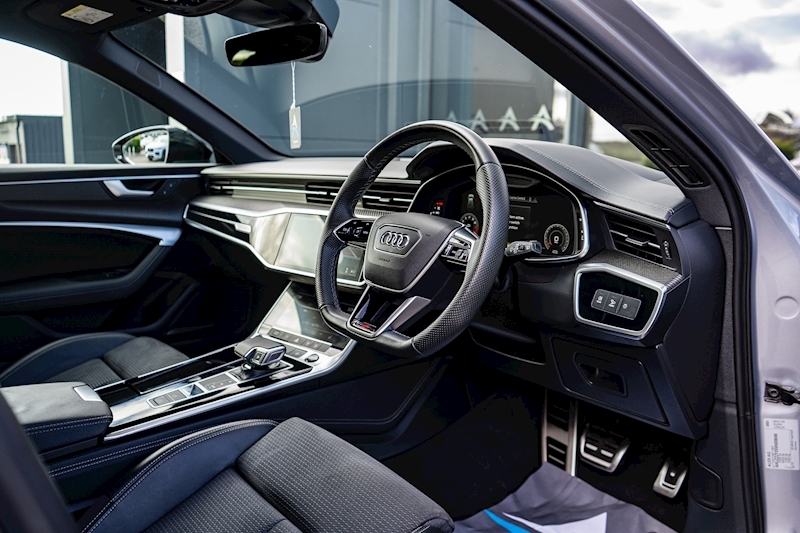 Audi 2.0 TFSI 45 Black Edition Estate 5dr Petrol S Tronic quattro Euro 6 (s/s) (265 ps)