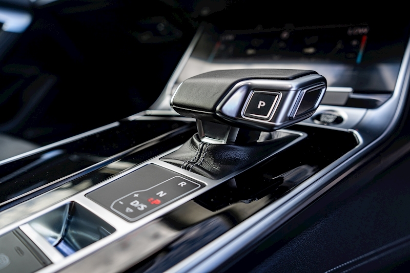 Audi 2.0 TFSI 45 Black Edition Estate 5dr Petrol S Tronic quattro Euro 6 (s/s) (265 ps)