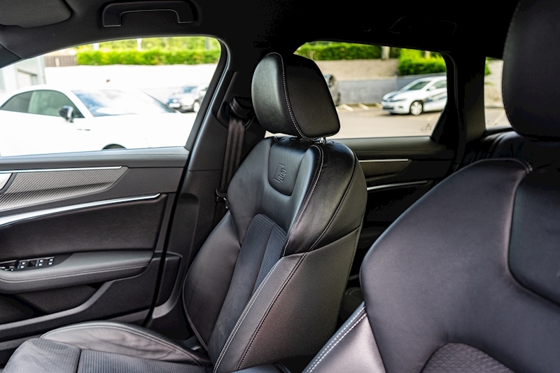 Audi 2.0 TFSI 45 Black Edition Estate 5dr Petrol S Tronic quattro Euro 6 (s/s) (265 ps)