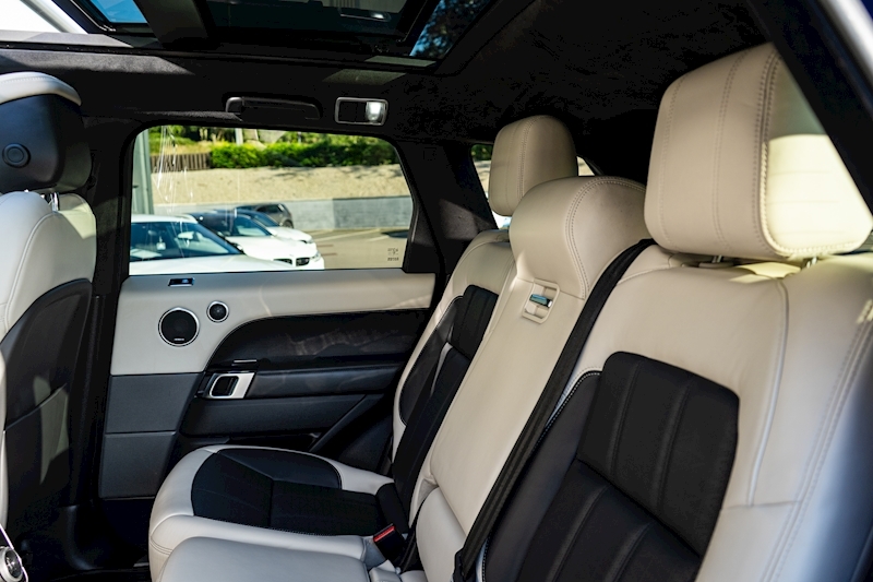 Land Rover 3.0 SD V6 Autobiography Dynamic SUV 5dr Diesel Auto 4WD Euro 6 (s/s) (306 ps)