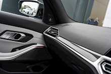 BMW 3.0 BiTurbo Competition M Saloon 4dr Petrol Steptronic xDrive Euro 6 (s/s) (510 ps)