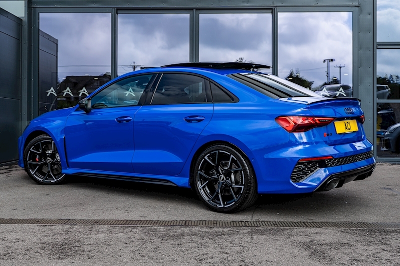 Audi RS3 TFSI Vorsprung 2.5 4dr Saloon Automatic Petrol