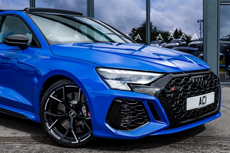Audi RS3 TFSI Vorsprung 2.5 4dr Saloon Automatic Petrol