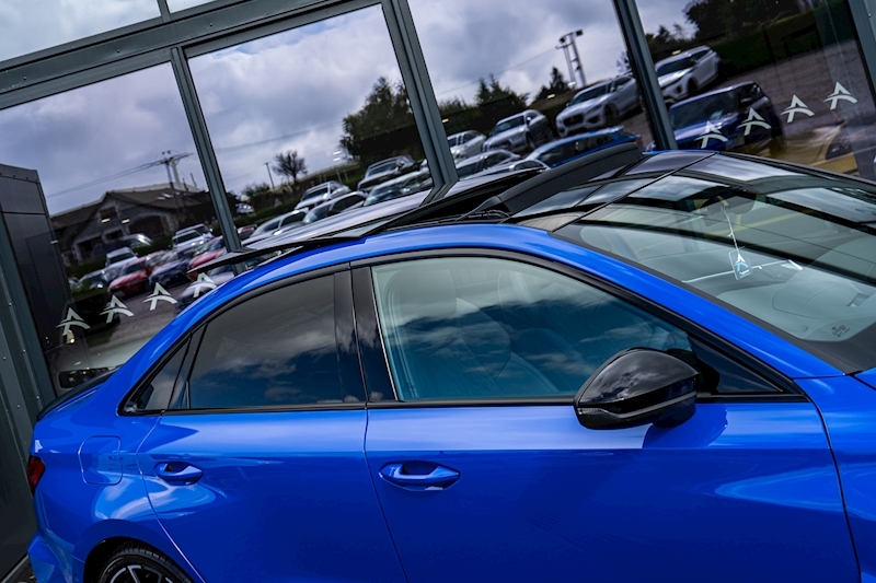 Audi RS3 TFSI Vorsprung 2.5 4dr Saloon Automatic Petrol