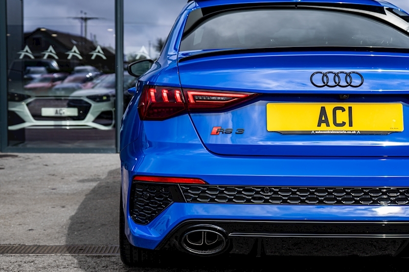 Audi RS3 TFSI Vorsprung 2.5 4dr Saloon Automatic Petrol