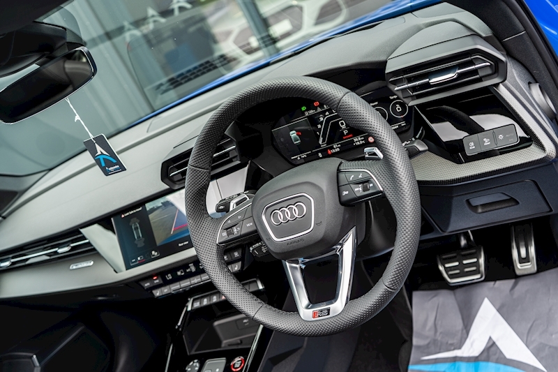 Audi RS3 TFSI Vorsprung 2.5 4dr Saloon Automatic Petrol