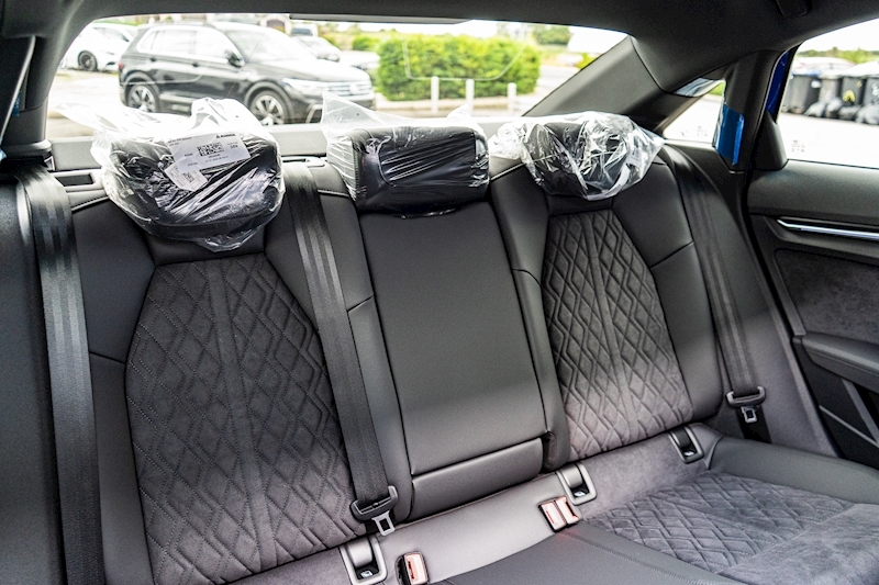 Audi RS3 TFSI Vorsprung 2.5 4dr Saloon Automatic Petrol