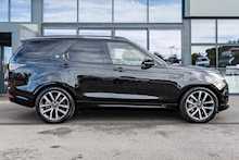 Land Rover 3.0 D300 MHEV R-Dynamic SE SUV 5dr Diesel Auto 4WD Euro 6 (s/s) (300 ps)