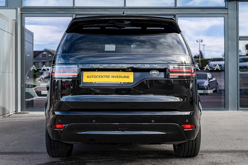 Land Rover 3.0 D300 MHEV R-Dynamic SE SUV 5dr Diesel Auto 4WD Euro 6 (s/s) (300 ps)