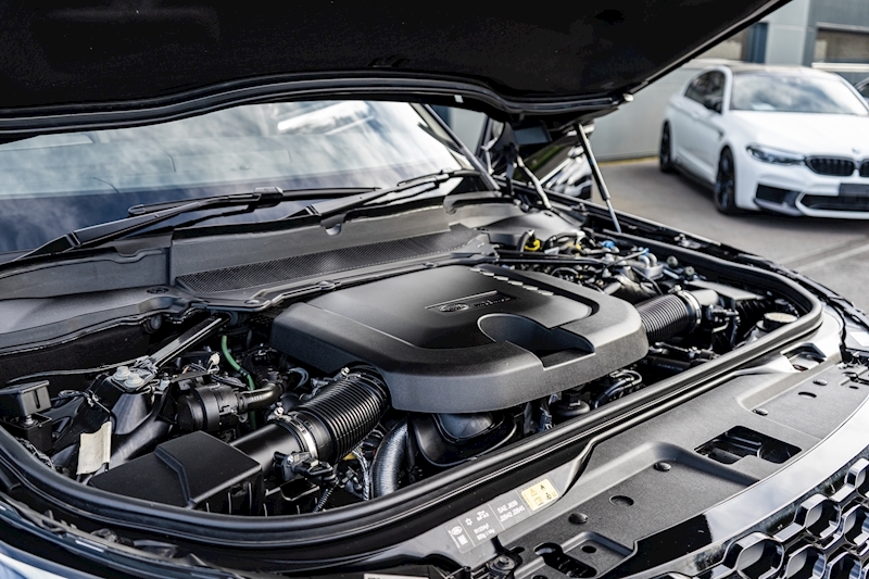 Land Rover 3.0 D300 MHEV R-Dynamic SE SUV 5dr Diesel Auto 4WD Euro 6 (s/s) (300 ps)