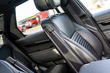 Land Rover 3.0 D300 MHEV R-Dynamic SE SUV 5dr Diesel Auto 4WD Euro 6 (s/s) (300 ps)