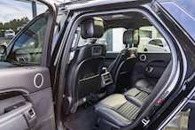 Land Rover 3.0 D300 MHEV R-Dynamic SE SUV 5dr Diesel Auto 4WD Euro 6 (s/s) (300 ps)