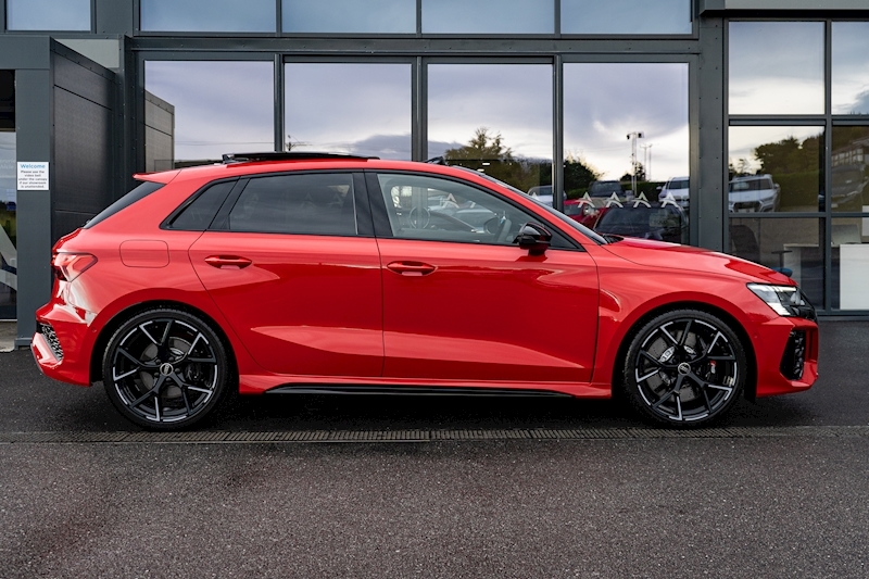 Audi 2.5 TFSI Vorsprung Sportback 5dr Petrol S Tronic quattro Euro 6 (s/s) (400 ps)